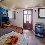 Apartamento 1 Bedroom Pet Friendly In *