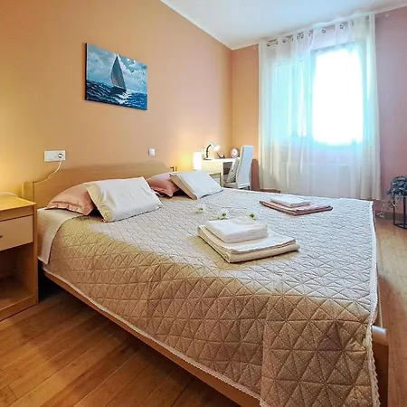 1 Bedroom Pet Friendly In * Medulin