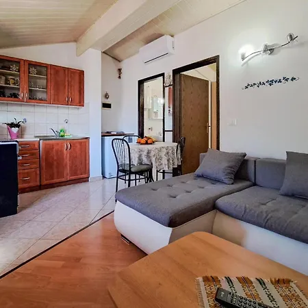 In With Wifi Apartment