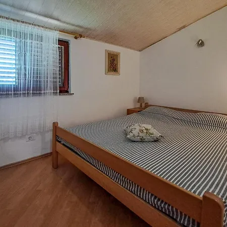 In With Wifi Lägenhet *