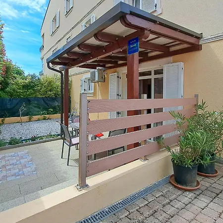 Apartment In With Wifi *